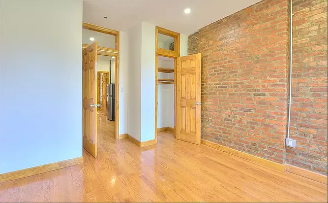 Rented by REAL New York | media 7