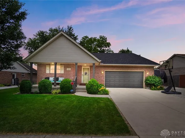 4239 Midfield St, Springfield, OH 45503
