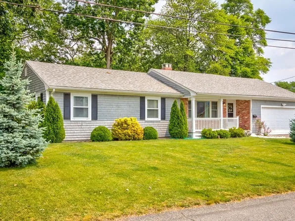 180 Mount Hope Rd, Somerset, MA 02726