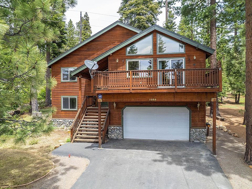 1st image of 1055 Canterbury Dr