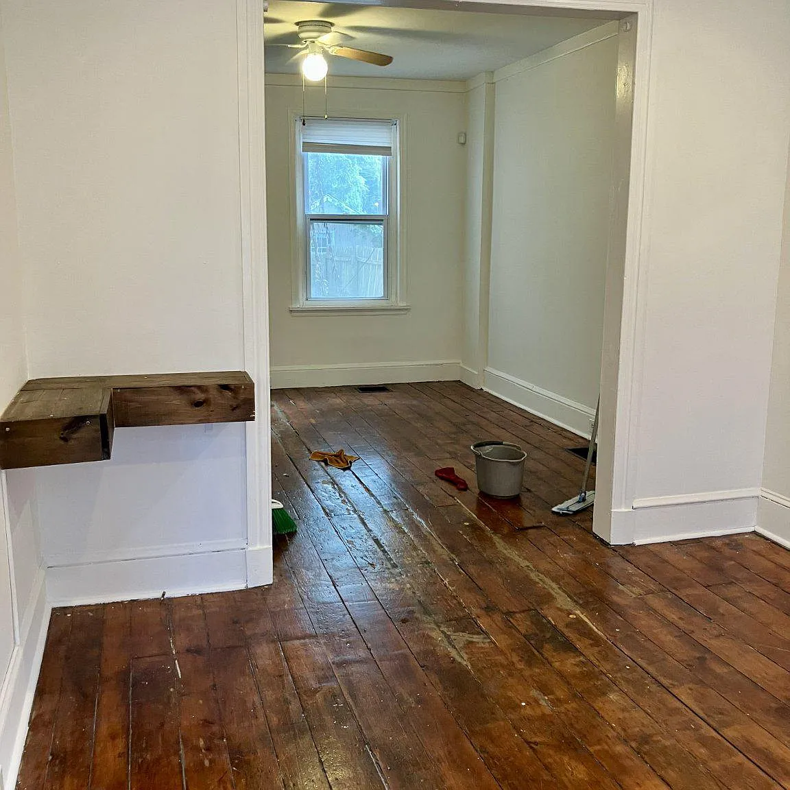 4 bed, 2.0 bath, 1584 sqft, $2,900 — Photo 4
