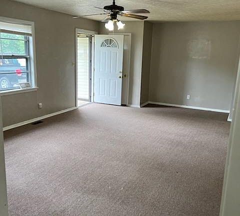 3rd image of 1516 Eastgate Est
