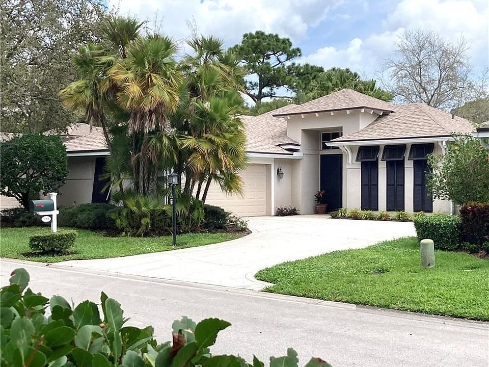 1st image of 988 Carolina Cir SW