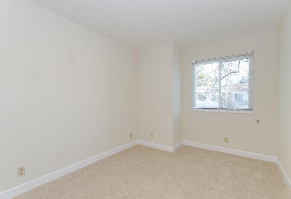 1st image of 821 W California Ave Unit G