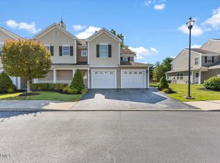 28 Treasures Pl, Queensbury, NY 12804