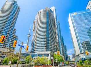 8 York St #611, Toronto, ON