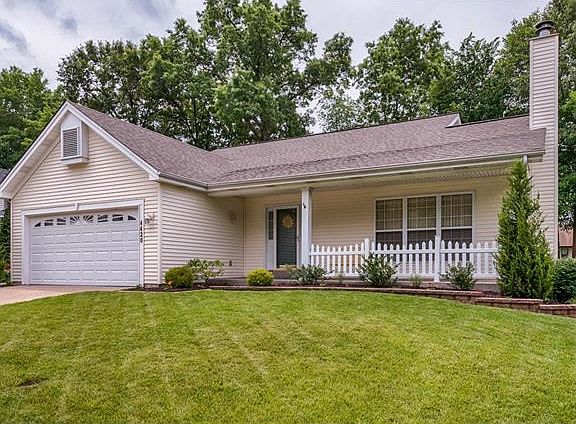 3rd image of 4420 Meadowgreen Estates Dr