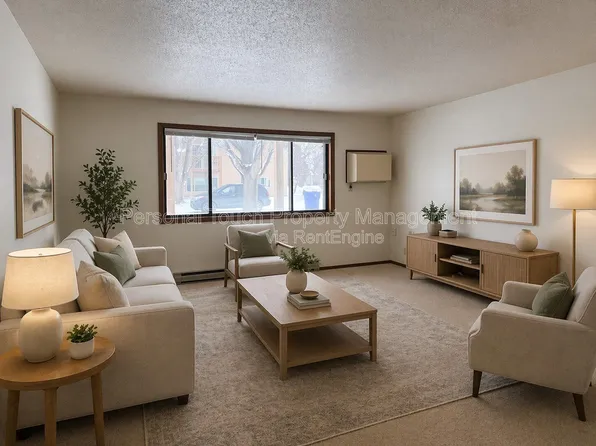 1310 34th Ave S #102, Moorhead, MN 56560