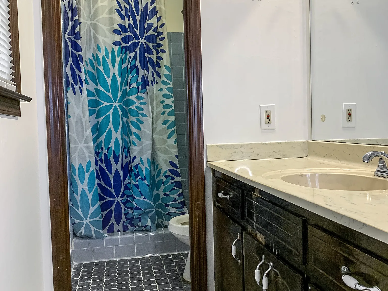 4 bed, 3.0 bath, 1634 sqft, $1,213 — Photo 3