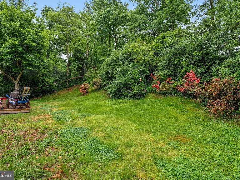 8805 Menard Ct — Photo 29