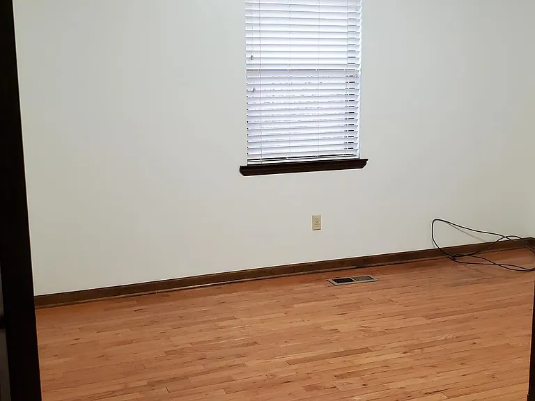 7001 Pauline Cir — Photo 23