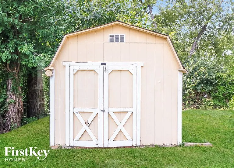 445 Ridge Dr — Photo 15