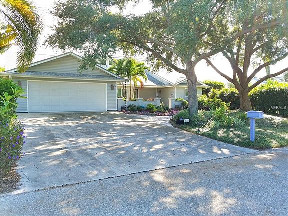 2nd image of 613 Gardenia Dr