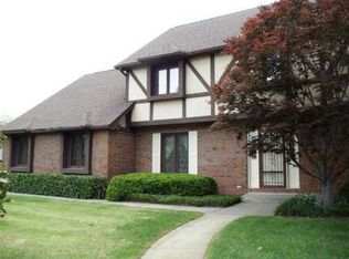 105 Foxfire Ln, Joplin, MO 64801