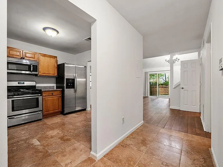 1353 Overlook Cv SE — Photo 4