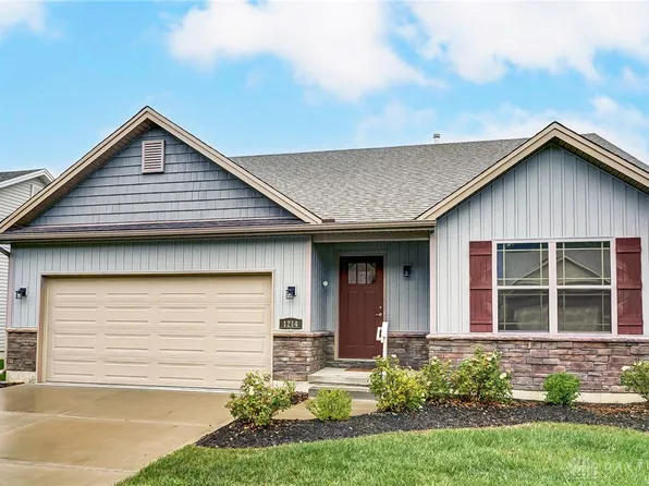 1214 Redbud Cir, Germantown, OH 45327