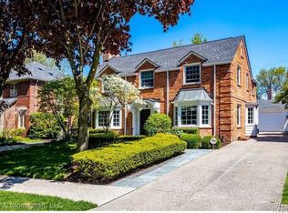 268 Lewiston Rd, Grosse Pointe Farms, MI 48236