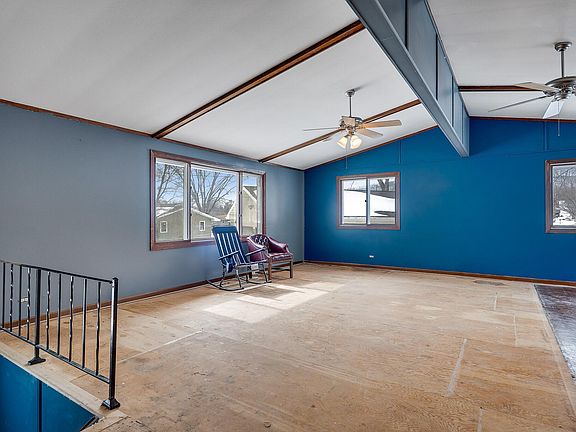 4th image of 114 Fireside Ct