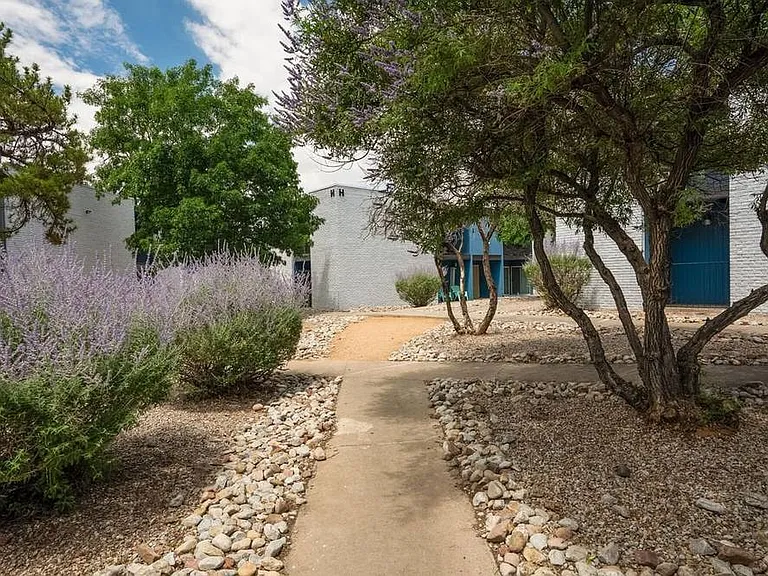 Canyon Crest — Photo 21