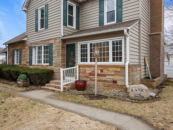 5th image of 302 Shimp St