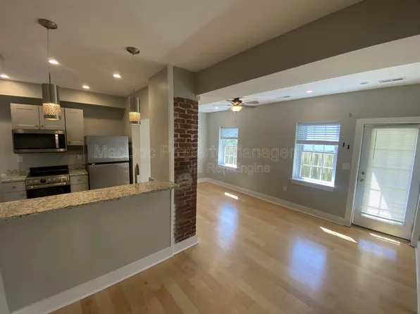 1115 Winchester St, Fredericksburg, VA