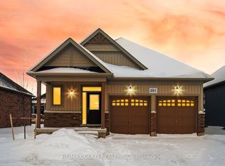 251 Wilcox Dr, Clearview, ON L0M 1S0