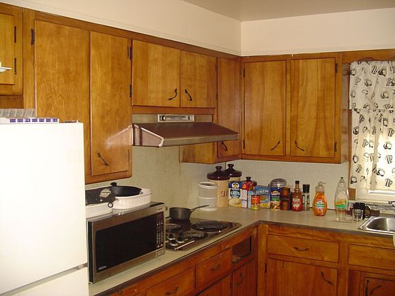 4th image of 344 S 1st Ave
