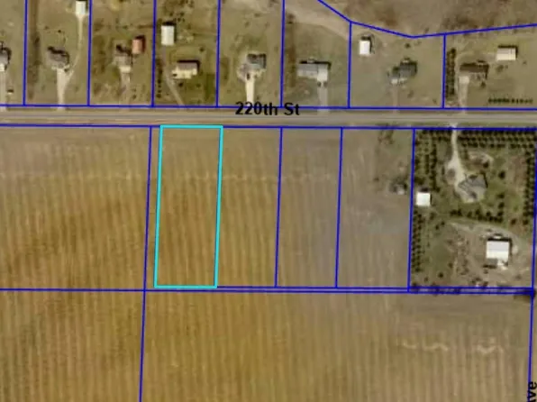 1384 220th St, Sergeant Bluff, IA 51054