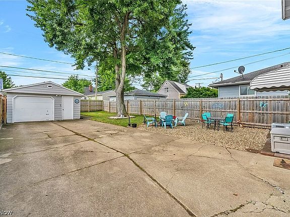 5th image of 7803 Snow Rd