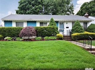 599 Pauley Dr, West Hempstead, NY 11552