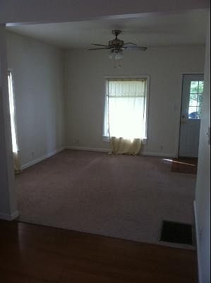 4th image of 813 N Jackson St