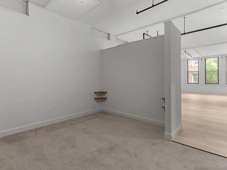 105 William St #205 — Photo 9