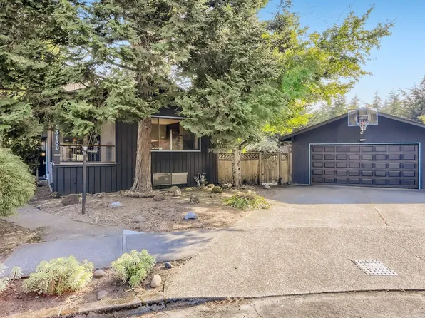 15132 SE Franklin St, Portland, OR 97236