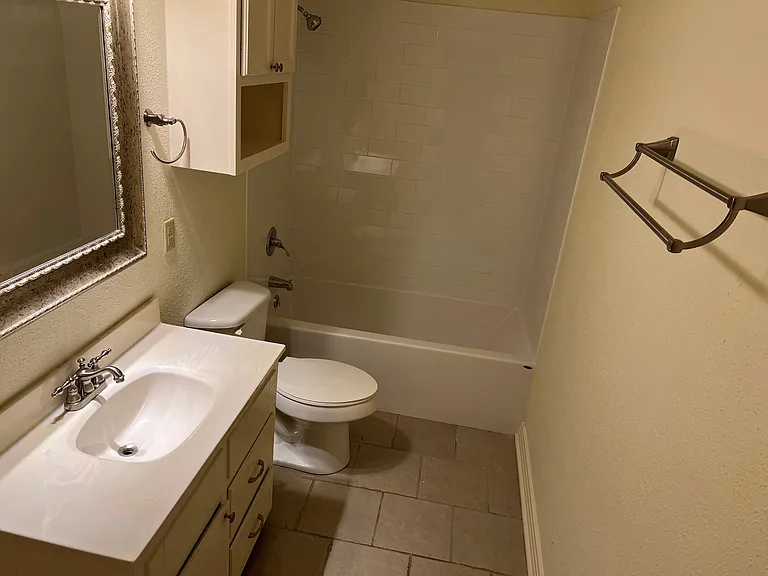 427 Stanford St — Photo 15