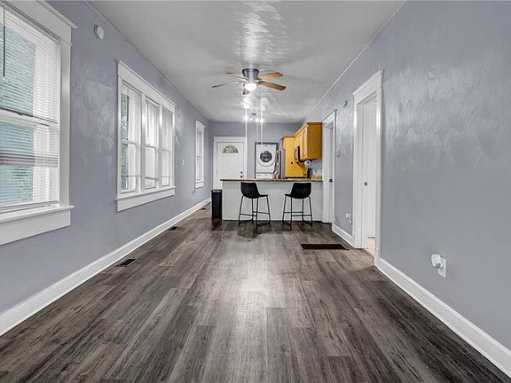 5th image of 711 W 27th St