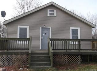 4127 N Ehlers Rd, Midland, MI 48642