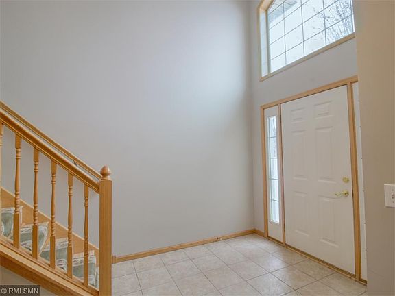 3rd image of 22545 Elston Ave