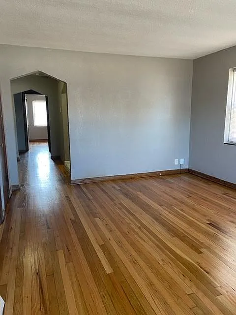 1 bed, 800 sqft, $900 — Photo 2
