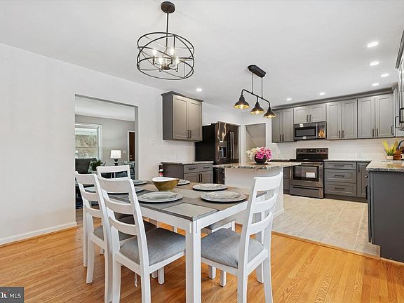 5th image of 27 Borton Rd