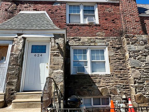2nd image of 624 Briarcliff Rd