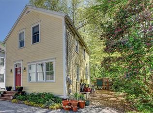 4 Theresa Ct, Providence, RI 02909