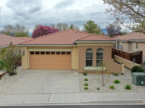 2037 Meritage Ct, Sparks, NV 89434
