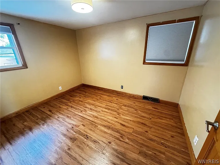 13 Satinwood Dr — Photo 9
