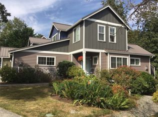 1834 Sakai Village Loop NE UNIT 15, Bainbridge Island, WA 98110