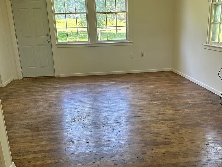 15 Riley Manor Cir — Photo 1