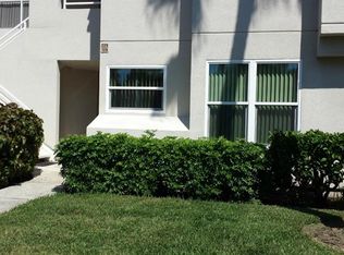 6000 Bahia Del Mar Cir APT 129, Saint Petersburg, FL 33715