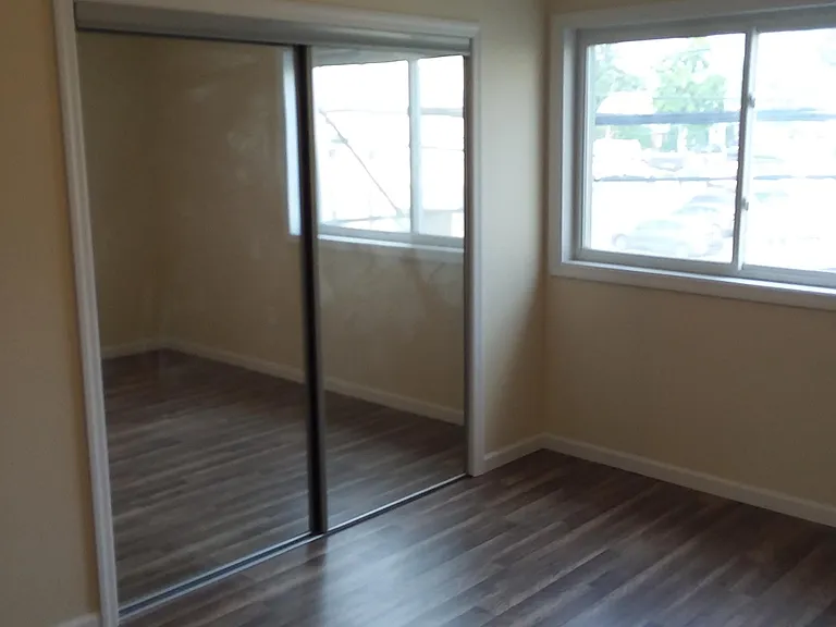 2465 Lemoine Ave #2 — Photo 13