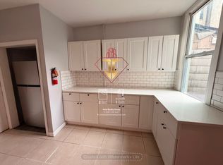 35 Orient Ave #1A, Jersey City, NJ 07305