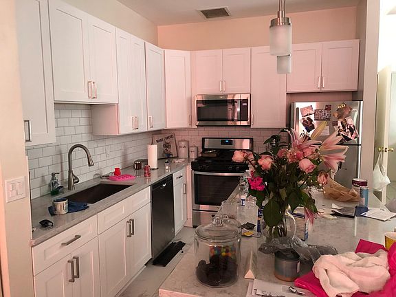 2nd image of 330 S Michigan Ave #333