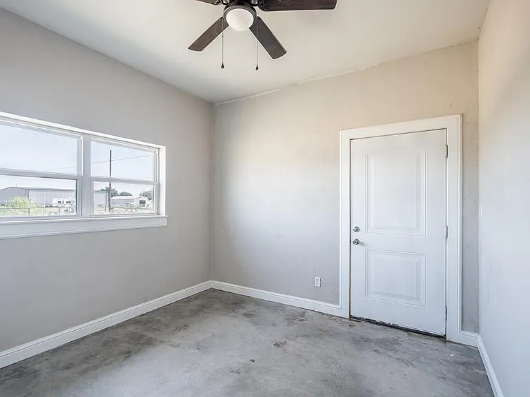 118 E County Road 120 — Photo 36